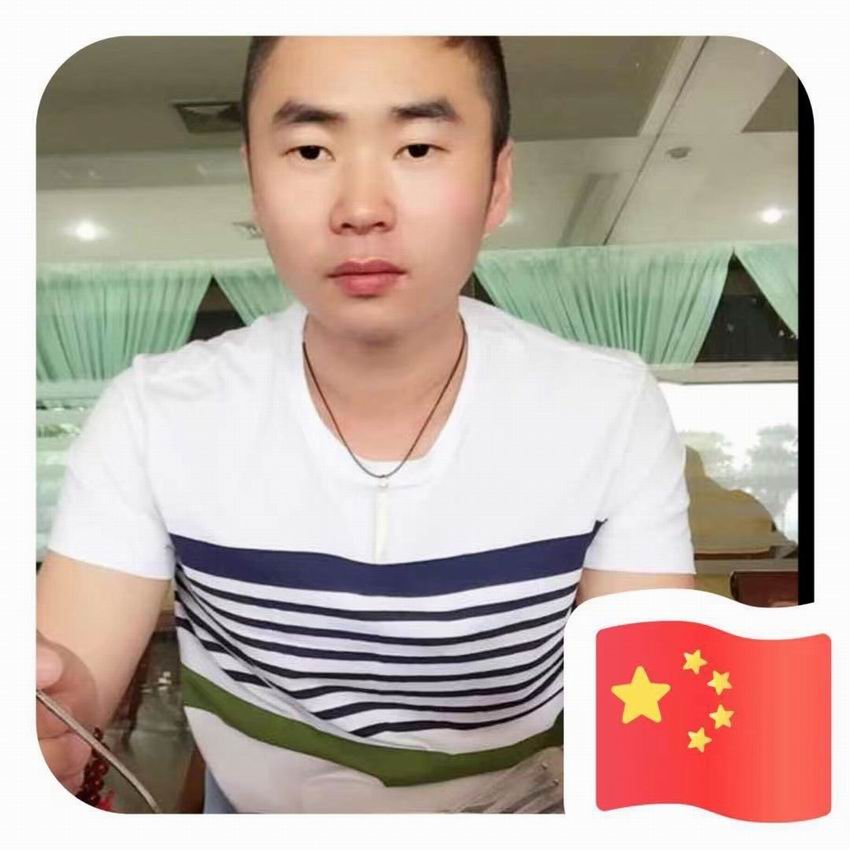 首席设计师-郑伟伟